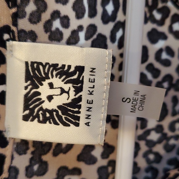 Anne Klein Button Up Leopard Blouse - Picture 3 of 8
